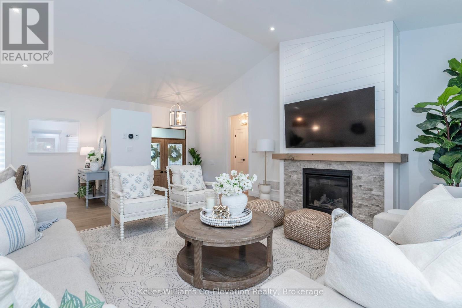 15 Pinecone Avenue, Tiny, Ontario  L9M 0J2 - Photo 7 - S12152277
