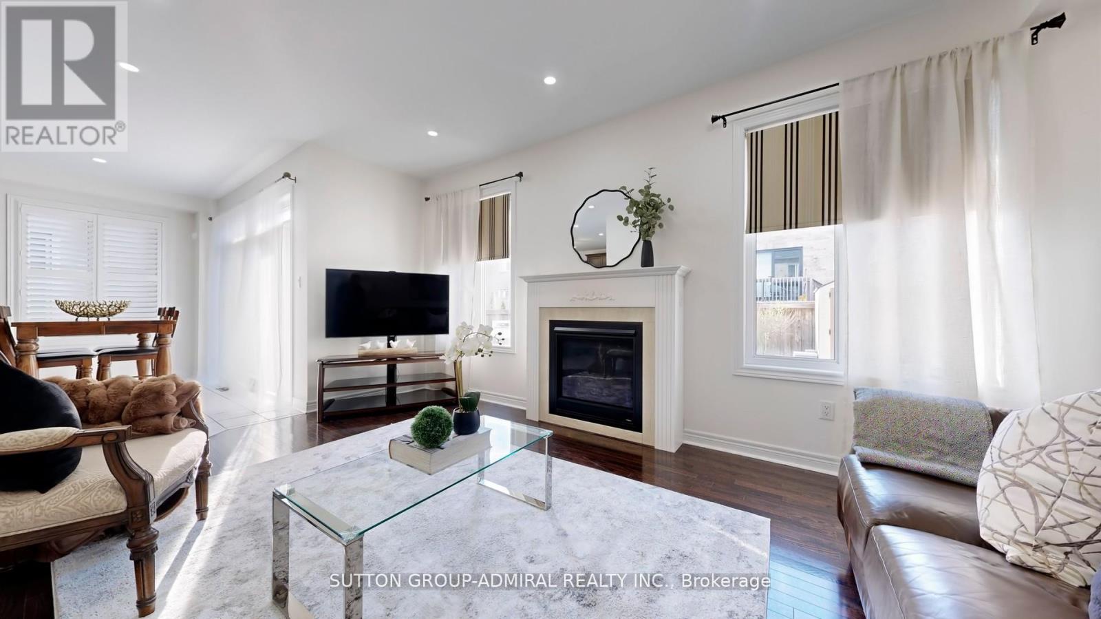 186 Ascalon Drive, Vaughan, Ontario  L6A 0M8 - Photo 8 - N12315903