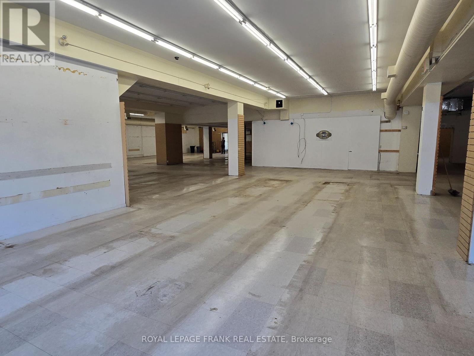 B - 15 King Avenue W, Clarington, Ontario  L1B 1K9 - Photo 3 - E12316018