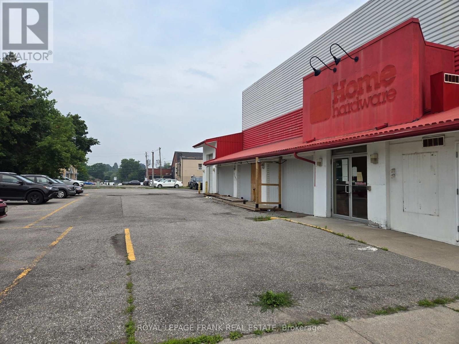 B - 15 King Avenue W, Clarington, Ontario  L1B 1K9 - Photo 6 - E12316018