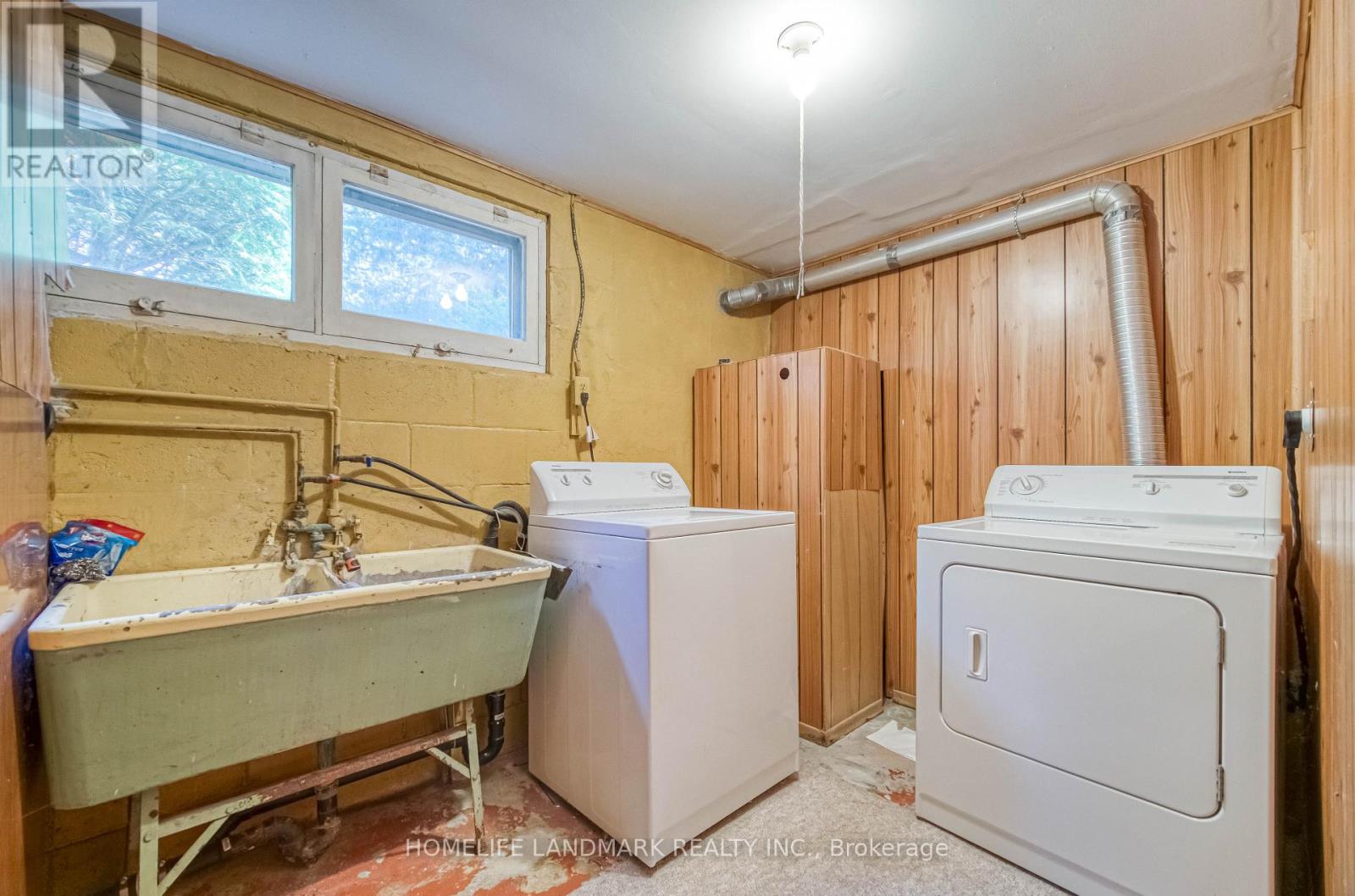 425 Maple Grove Drive, Oakville, Ontario  L6J 4V8 - Photo 23 - W12315904