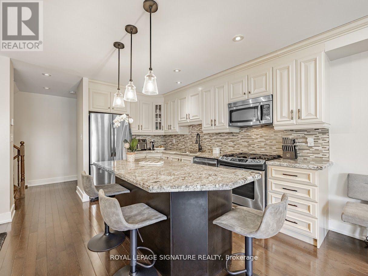13 - 1211 Parkwest Place, Mississauga, Ontario  L5E 3J3 - Photo 10 - W12315962