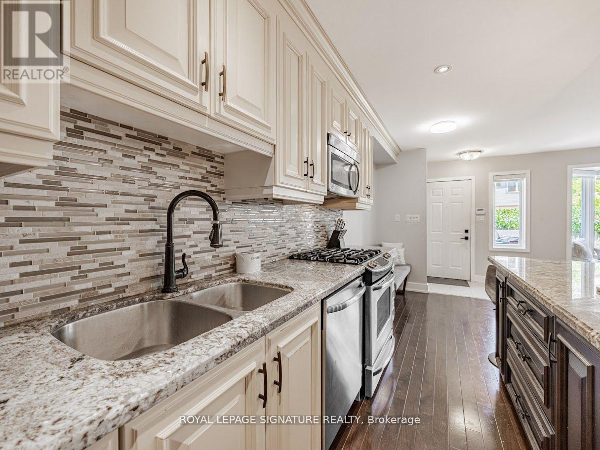 13 - 1211 Parkwest Place, Mississauga, Ontario  L5E 3J3 - Photo 11 - W12315962
