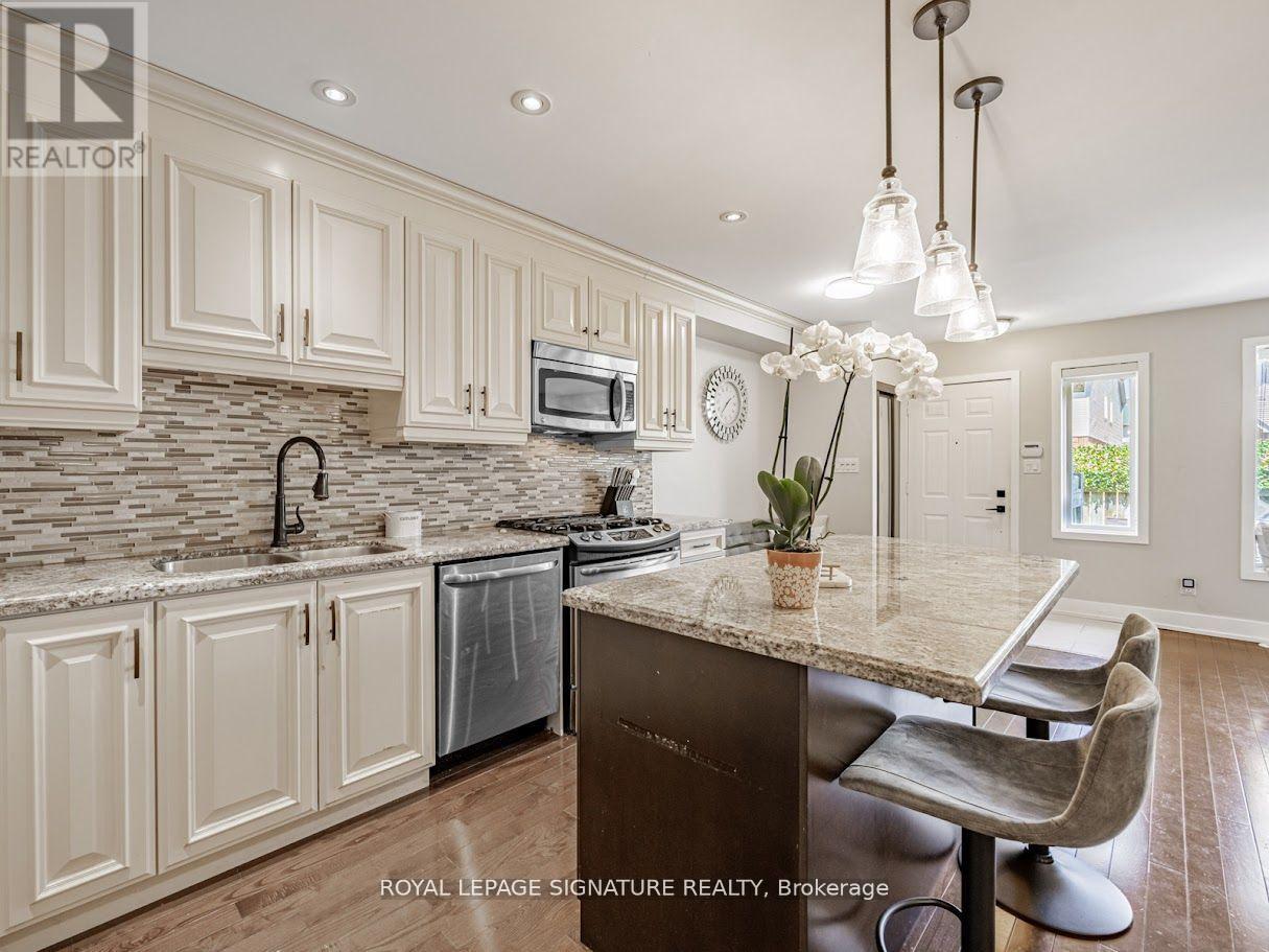 13 - 1211 Parkwest Place, Mississauga, Ontario  L5E 3J3 - Photo 12 - W12315962