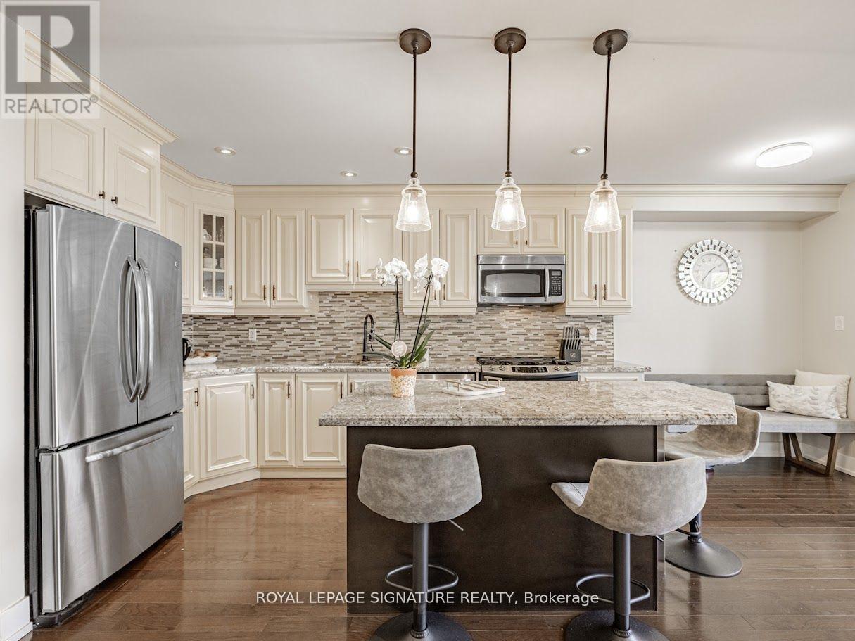 13 - 1211 Parkwest Place, Mississauga, Ontario  L5E 3J3 - Photo 13 - W12315962