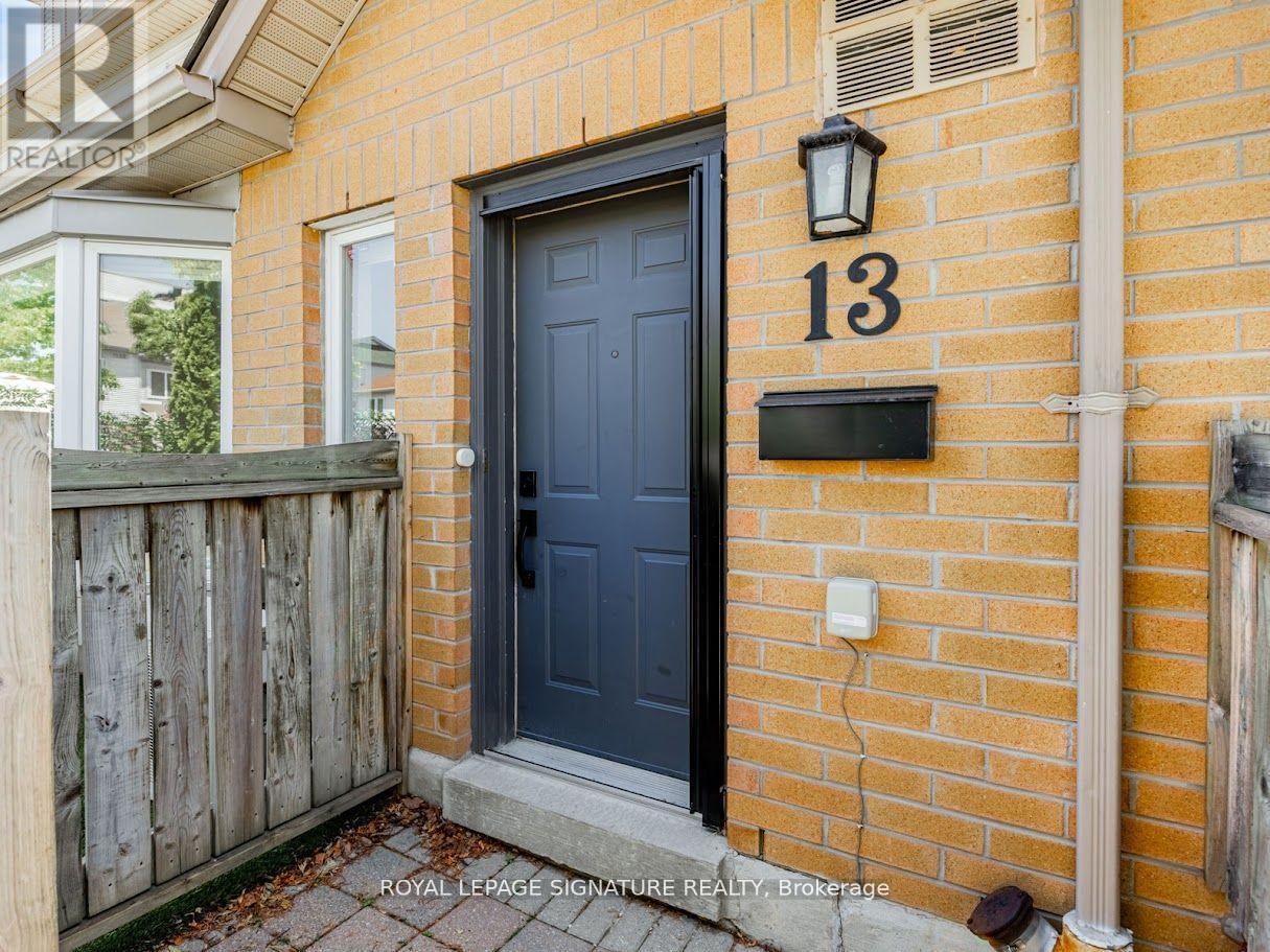 13 - 1211 Parkwest Place, Mississauga, Ontario  L5E 3J3 - Photo 32 - W12315962