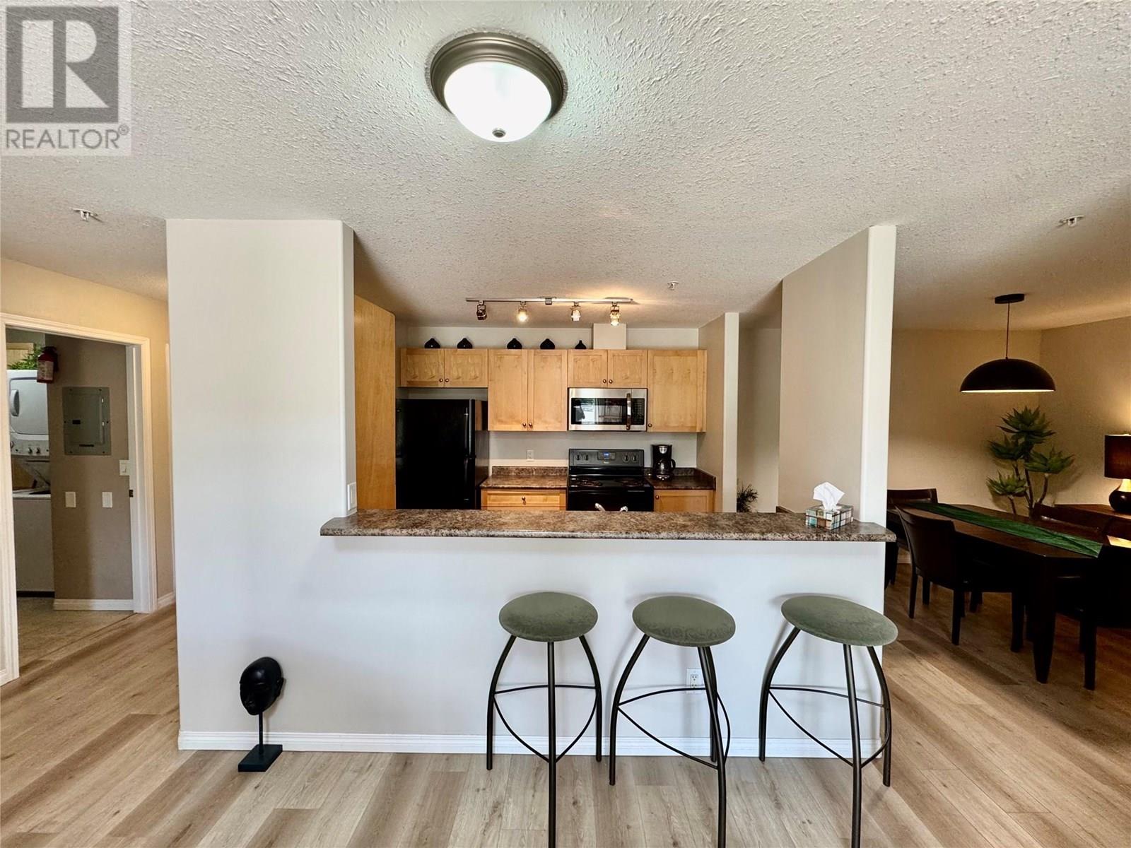 Property at 4767 FORSTERS LANDING Road Unit# 305 image 3