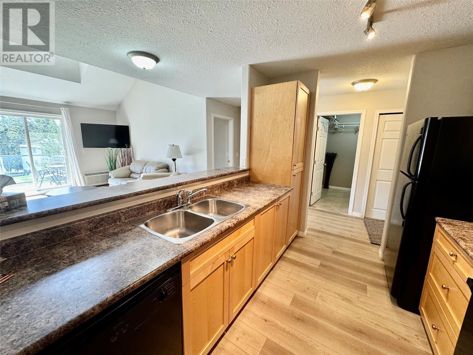 Property at 4767 FORSTERS LANDING Road Unit# 305 image 4