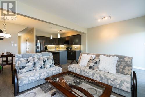 41 - 1924 Cedarhollow Boulevard, London North, Ontario  N5X 0K3 - Photo 18 - X12315978