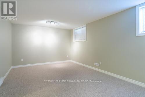 41 - 1924 Cedarhollow Boulevard, London North, Ontario  N5X 0K3 - Photo 33 - X12315978