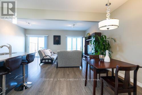41 - 1924 Cedarhollow Boulevard, London North, Ontario  N5X 0K3 - Photo 6 - X12315978