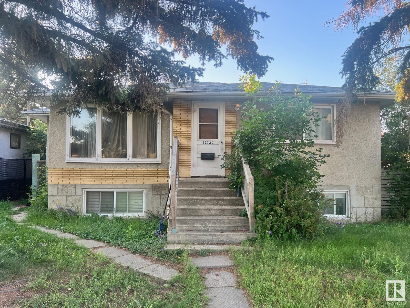 Property at 12720 135 AV NW image 1