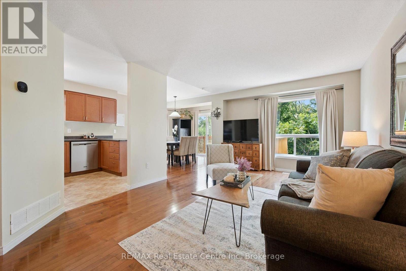 Property at 10 EUGENE DRIVE image 4