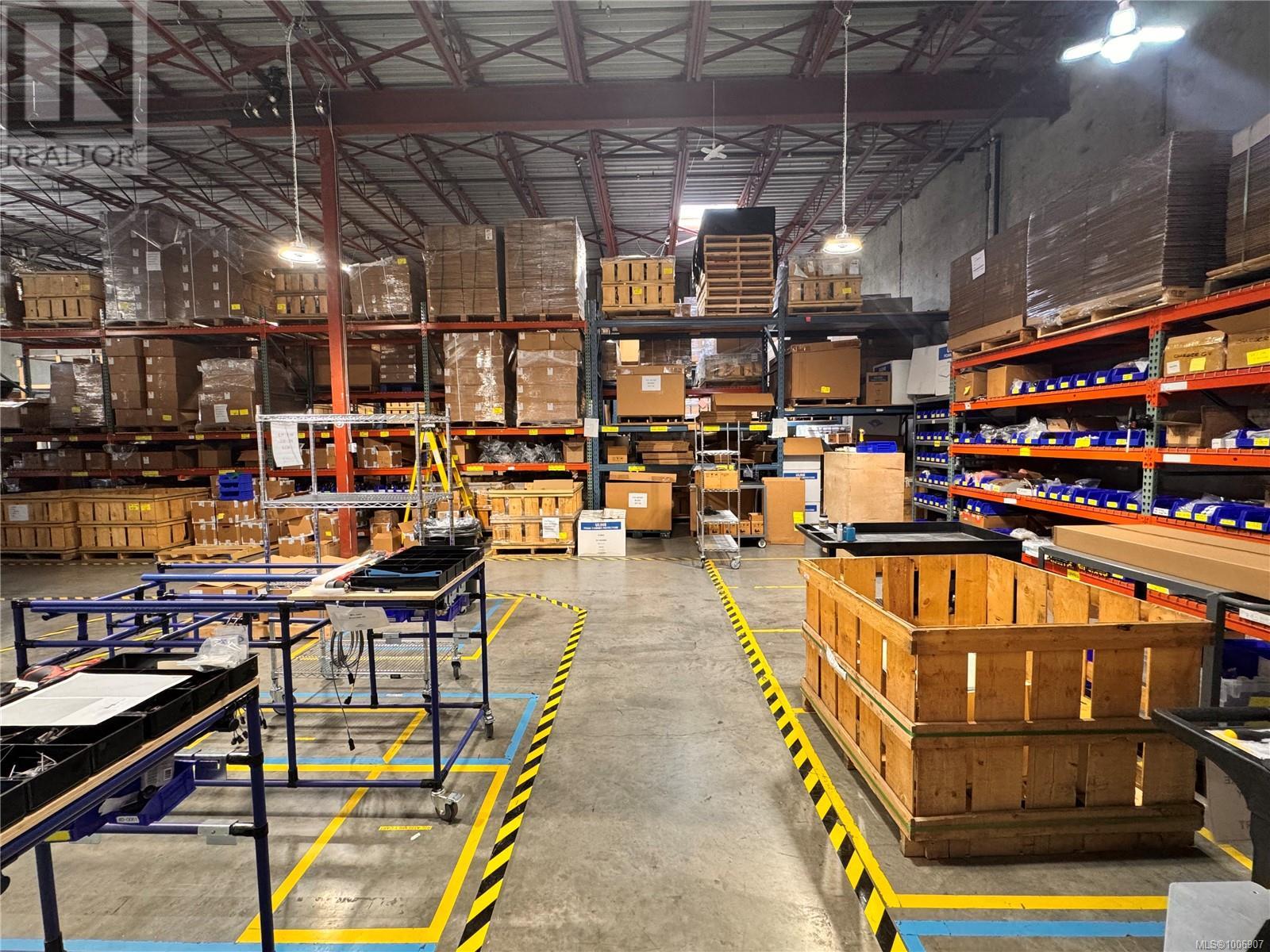 3303b Tennyson Ave, Saanich, British Columbia  V8Z 3P5 - Photo 4 - 1006907