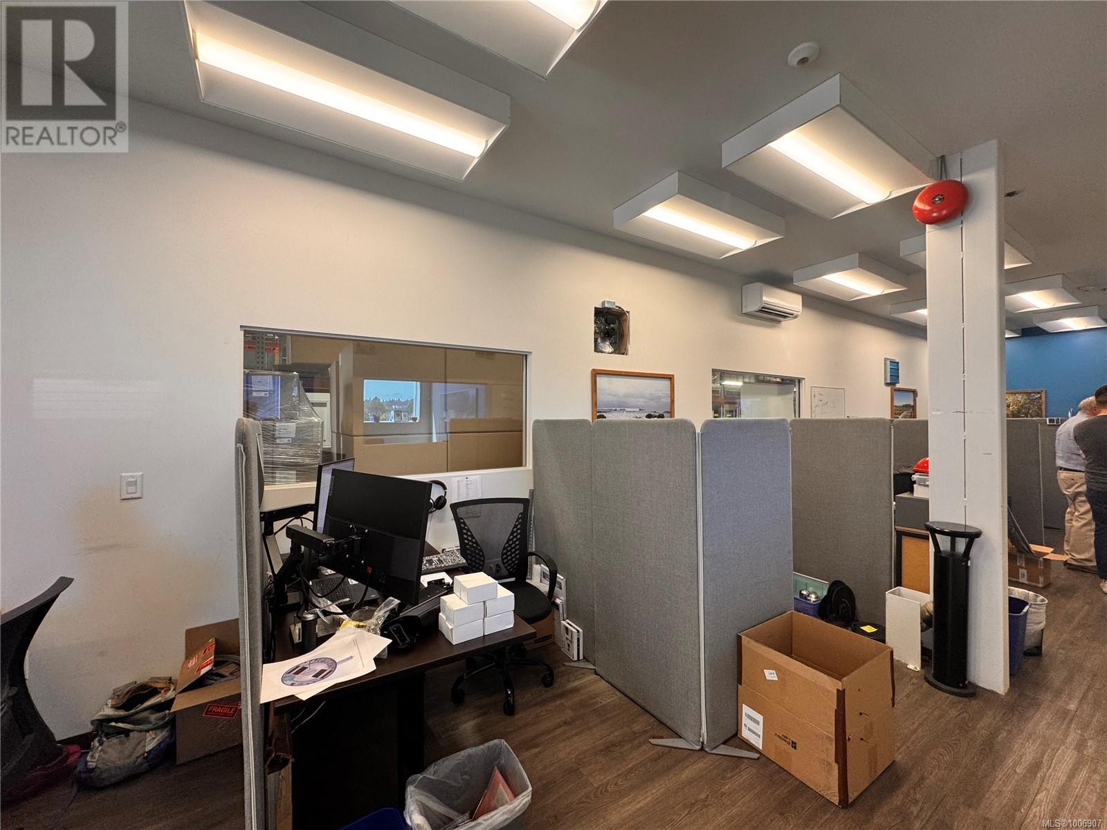 3303b Tennyson Ave, Saanich, British Columbia  V8Z 3P5 - Photo 11 - 1006907