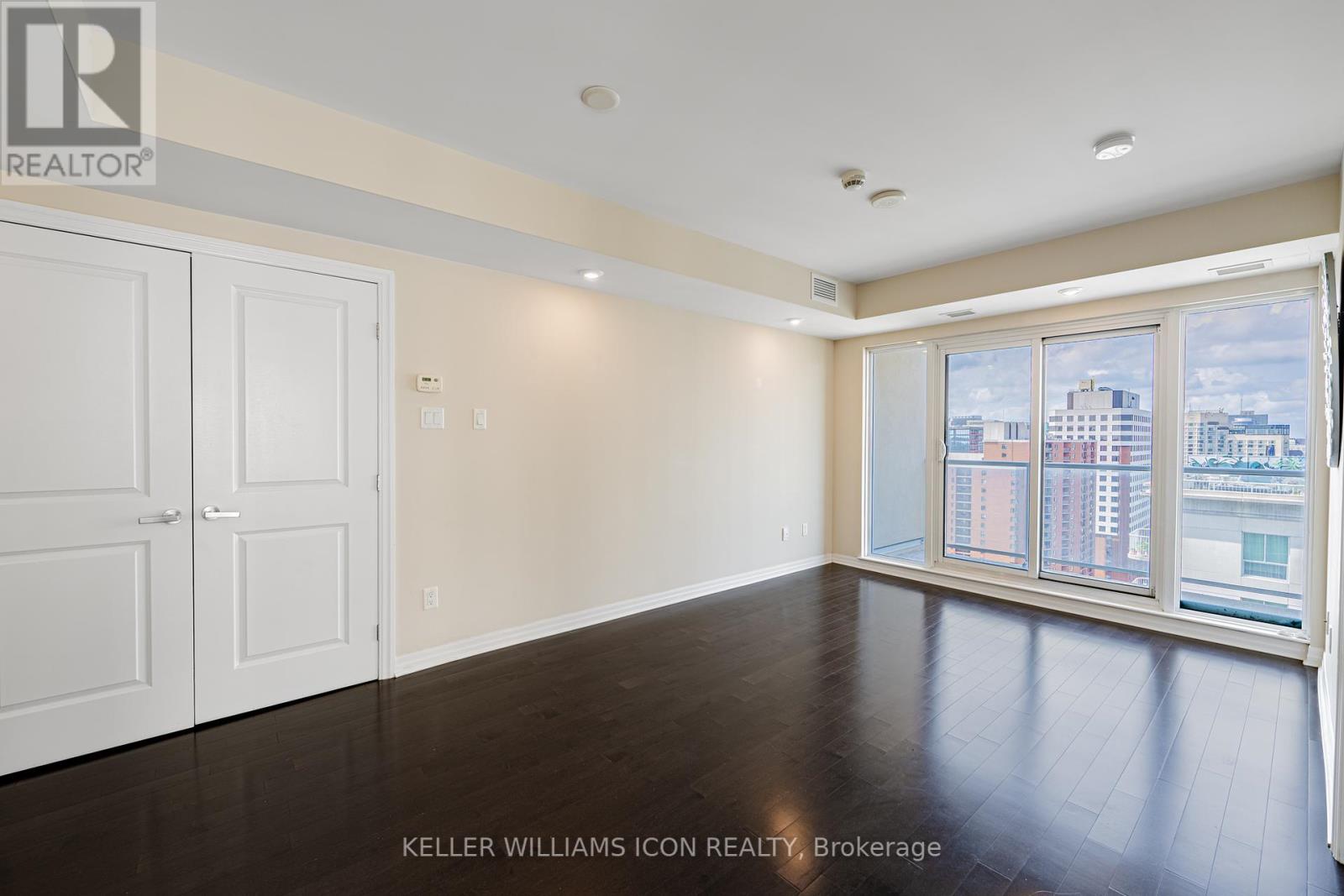 2209 - 195 Besserer Street, Ottawa, Ontario  K1N 0B6 - Photo 7 - X12315852