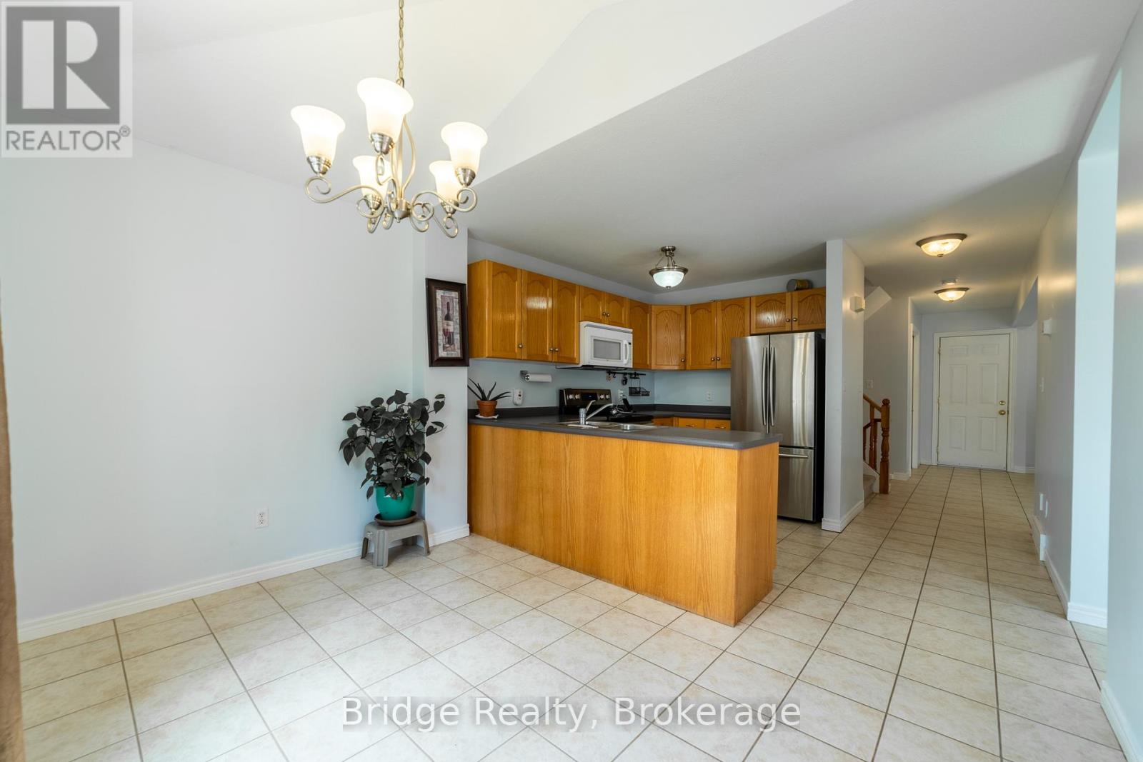 551 Ontario Street, Woodstock, Ontario  N4V 1H2 - Photo 16 - X12316099