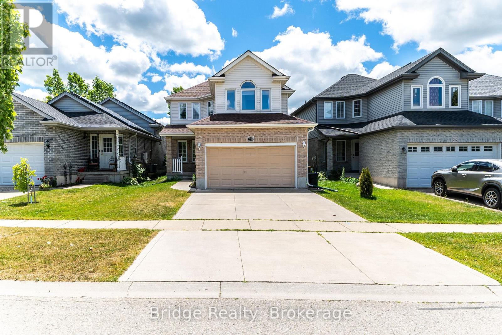 551 Ontario Street, Woodstock, Ontario  N4V 1H2 - Photo 2 - X12316099