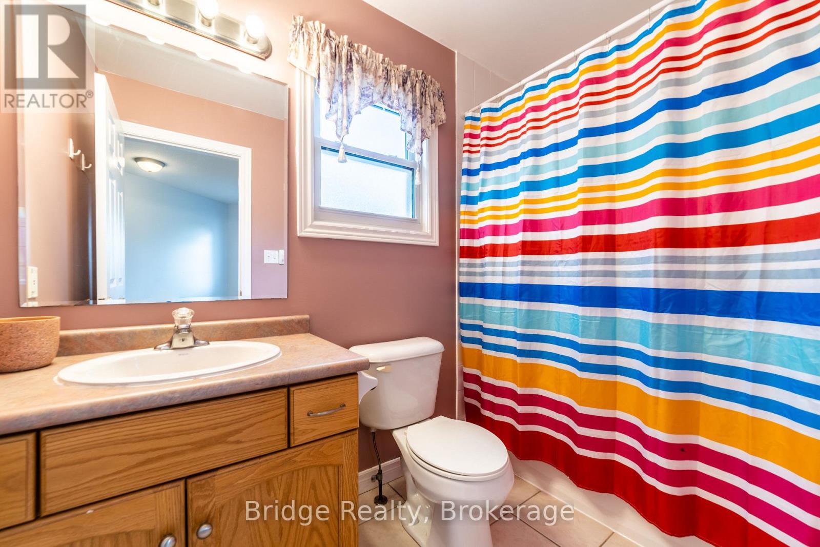 551 Ontario Street, Woodstock, Ontario  N4V 1H2 - Photo 31 - X12316099