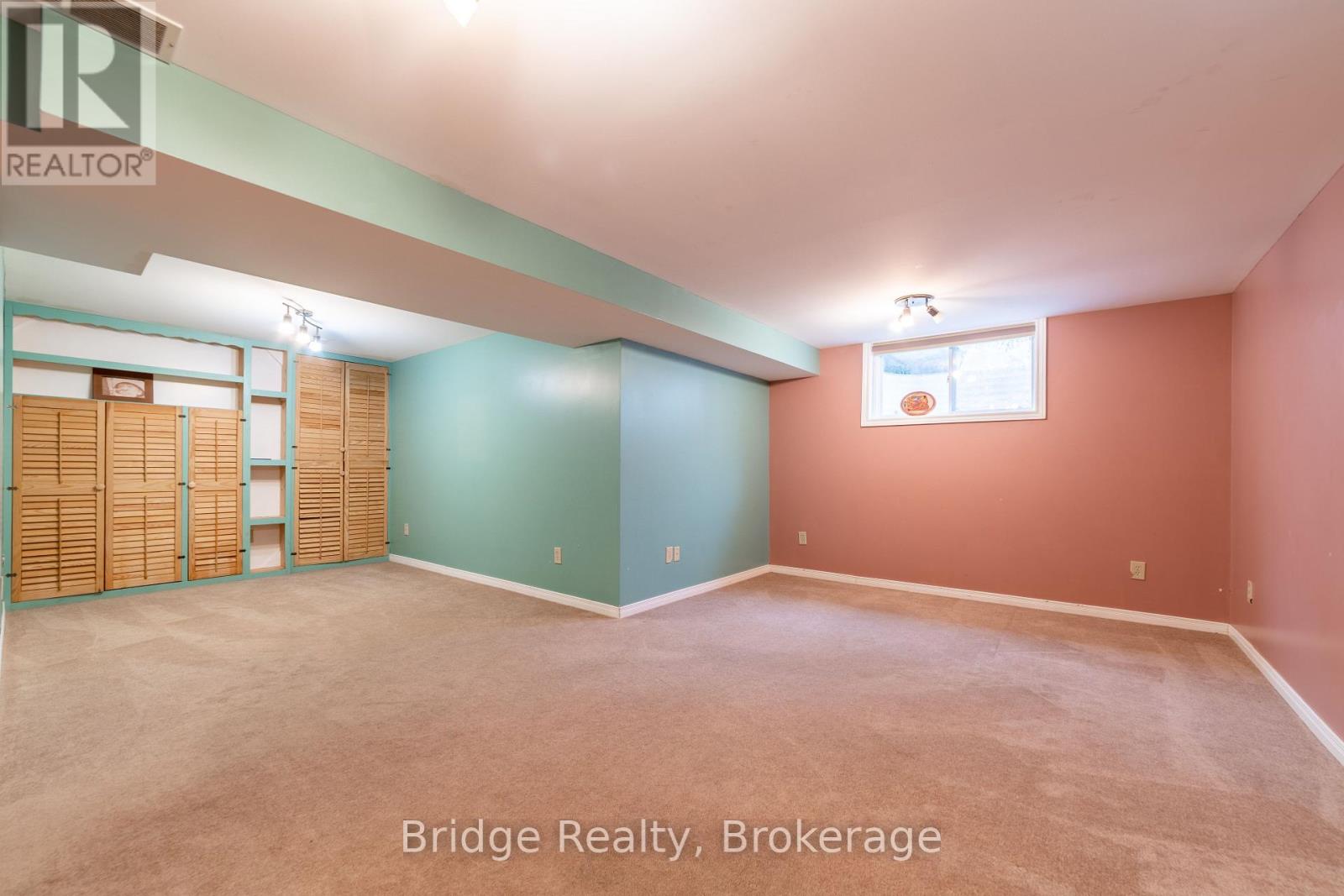 551 Ontario Street, Woodstock, Ontario  N4V 1H2 - Photo 33 - X12316099