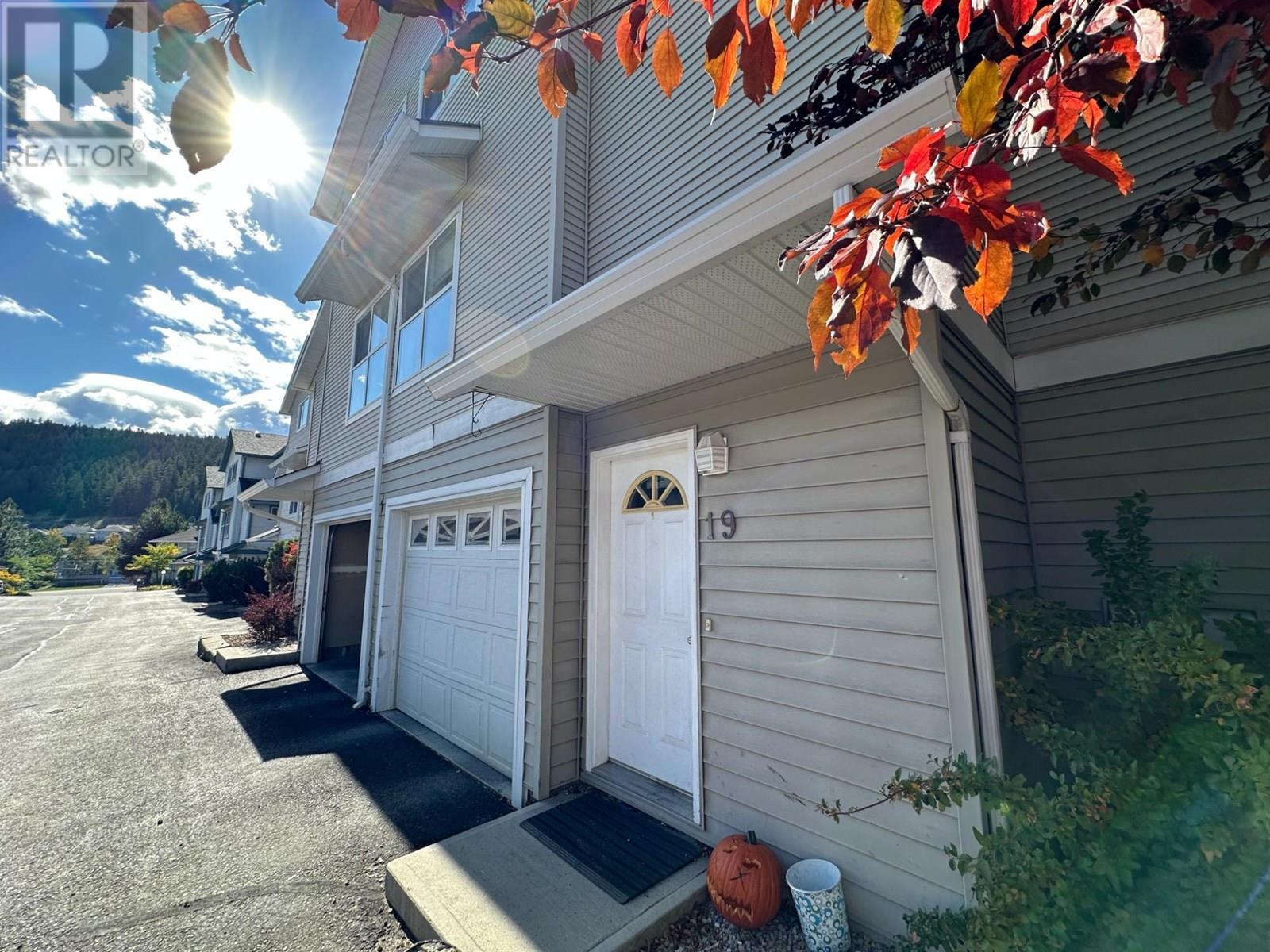 1920 HUGH ALLAN Drive Unit# 19, kamloops, British Columbia