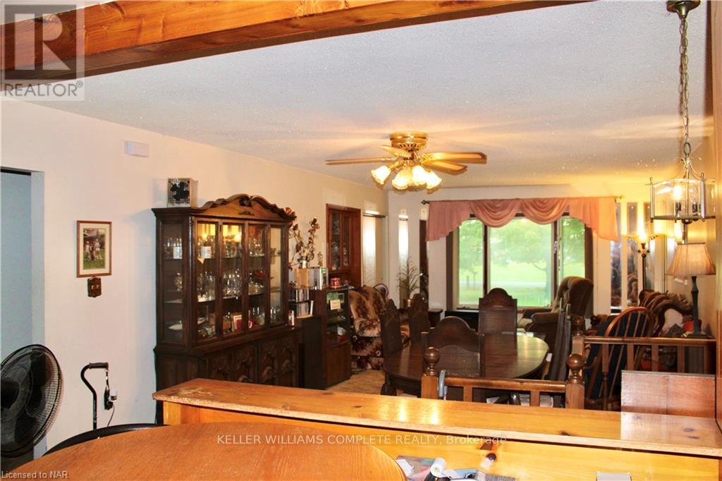 150 Merritt Road, Pelham (Fonthill), Ontario  L3B 5N5 - Photo 21 - X12316092