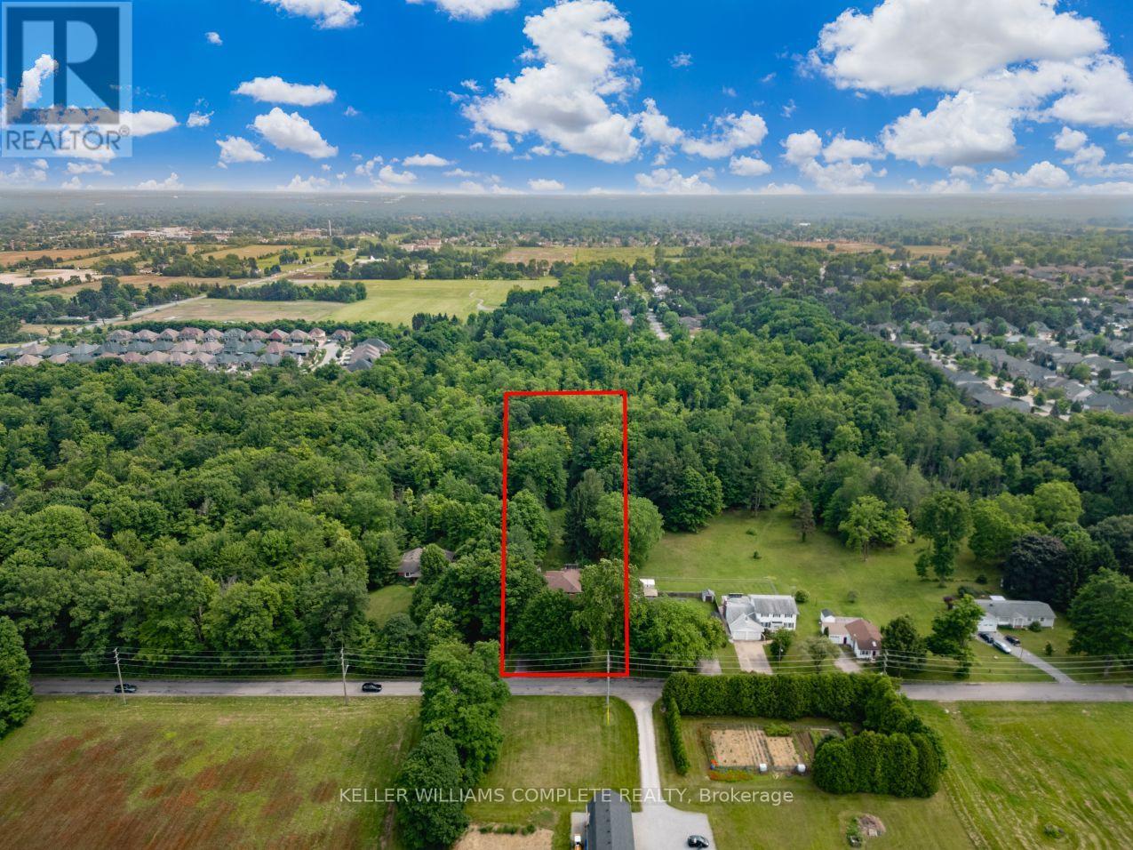 150 Merritt Road, Pelham (Fonthill), Ontario  L3B 5N5 - Photo 9 - X12316092