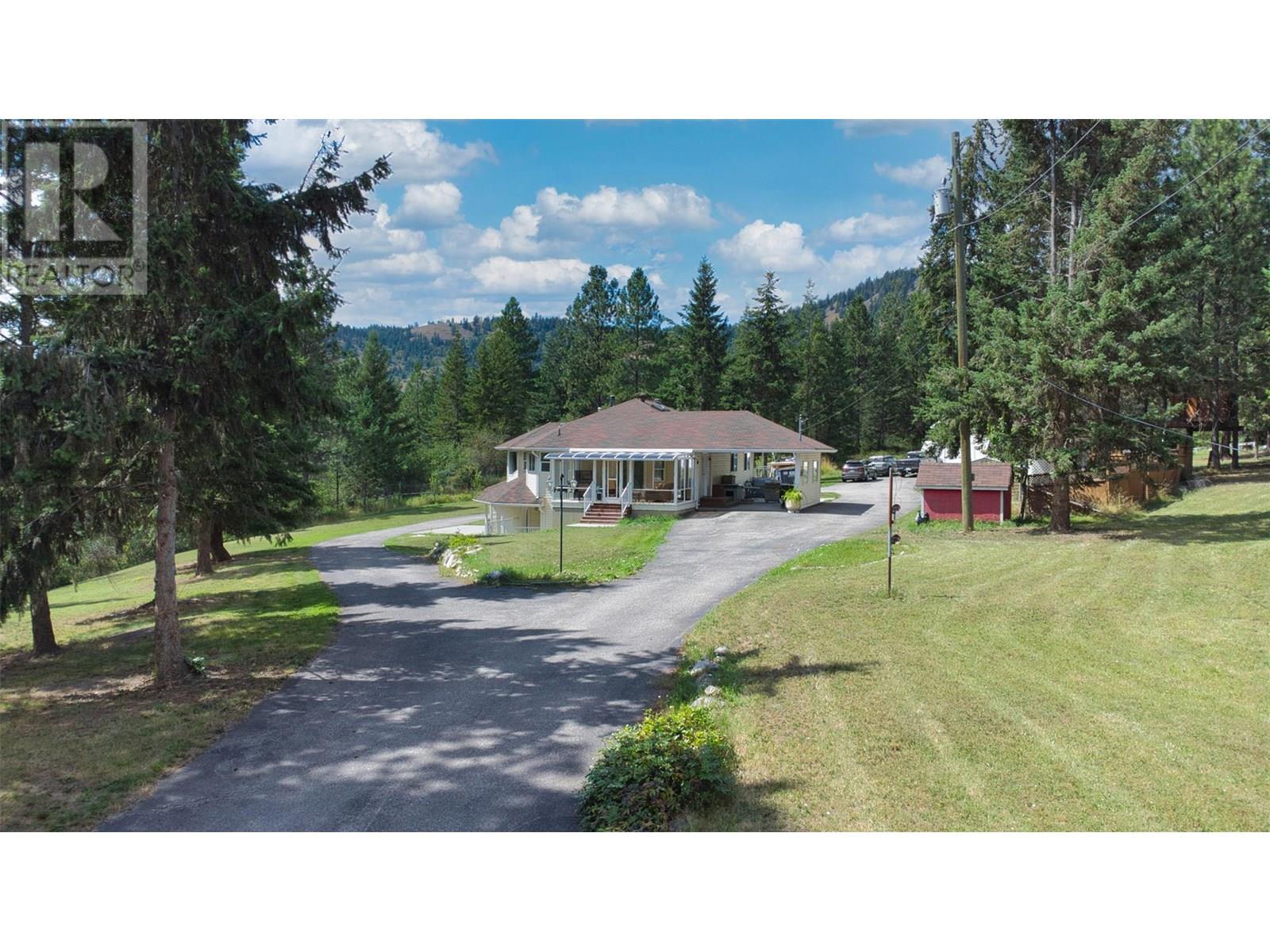 90 McInnes Road, Lumby, British Columbia