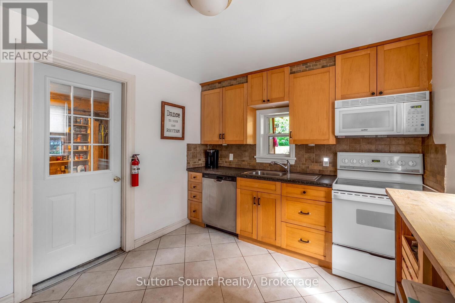 558 13th A Street W, Owen Sound, Ontario  N4K 3X4 - Photo 16 - X12316100