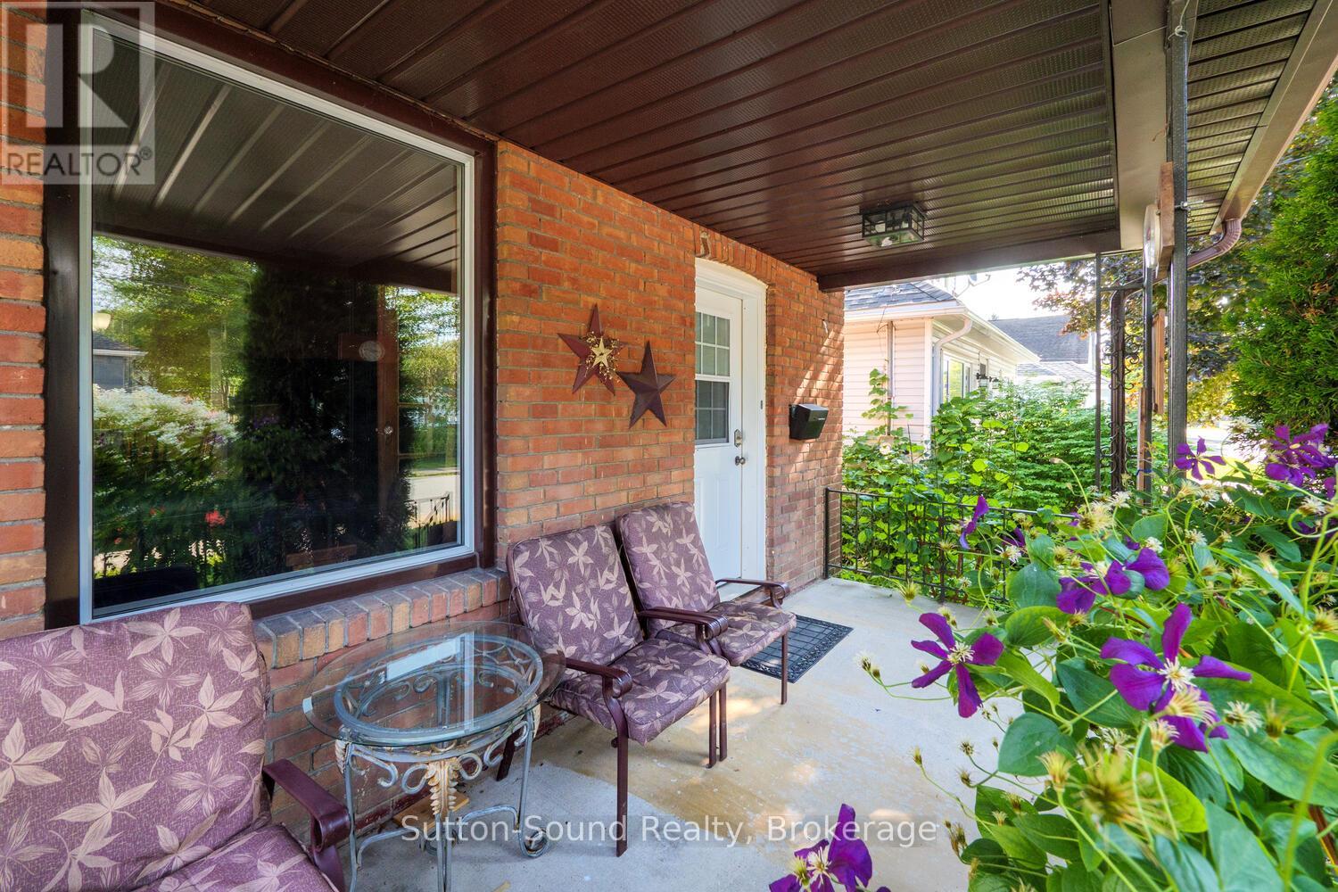 558 13th A Street W, Owen Sound, Ontario  N4K 3X4 - Photo 3 - X12316100