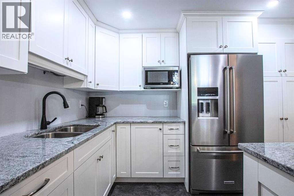 1500 Venetian Boulevard Unit# W-18, Point Edward, Ontario  N7T 7W4 - Photo 17 - 25019293