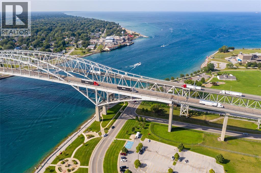 1500 Venetian Boulevard Unit# W-18, Point Edward, Ontario  N7T 7W4 - Photo 35 - 25019293