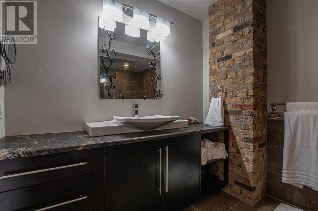 1500 Venetian Boulevard Unit# W-18, Point Edward, Ontario  N7T 7W4 - Photo 40 - 25019293