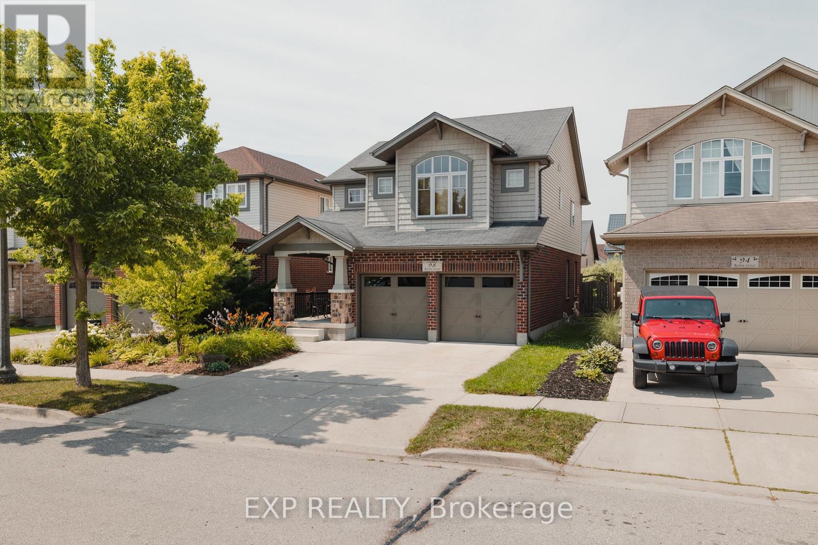 Property at 98 RIEHM STREET image 1