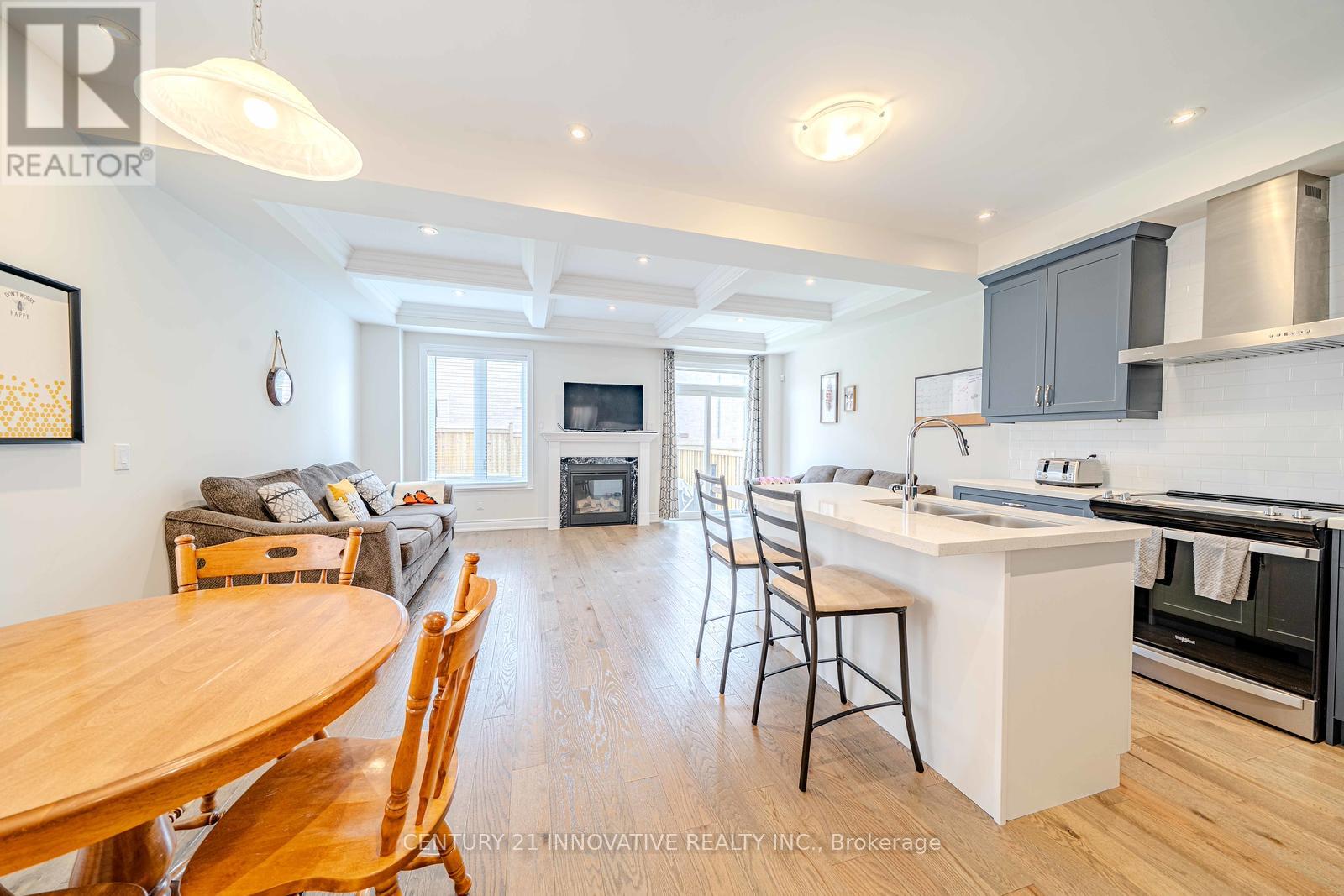 110 Dorian Drive, Whitby, Ontario  L1P 0C8 - Photo 5 - E12316086