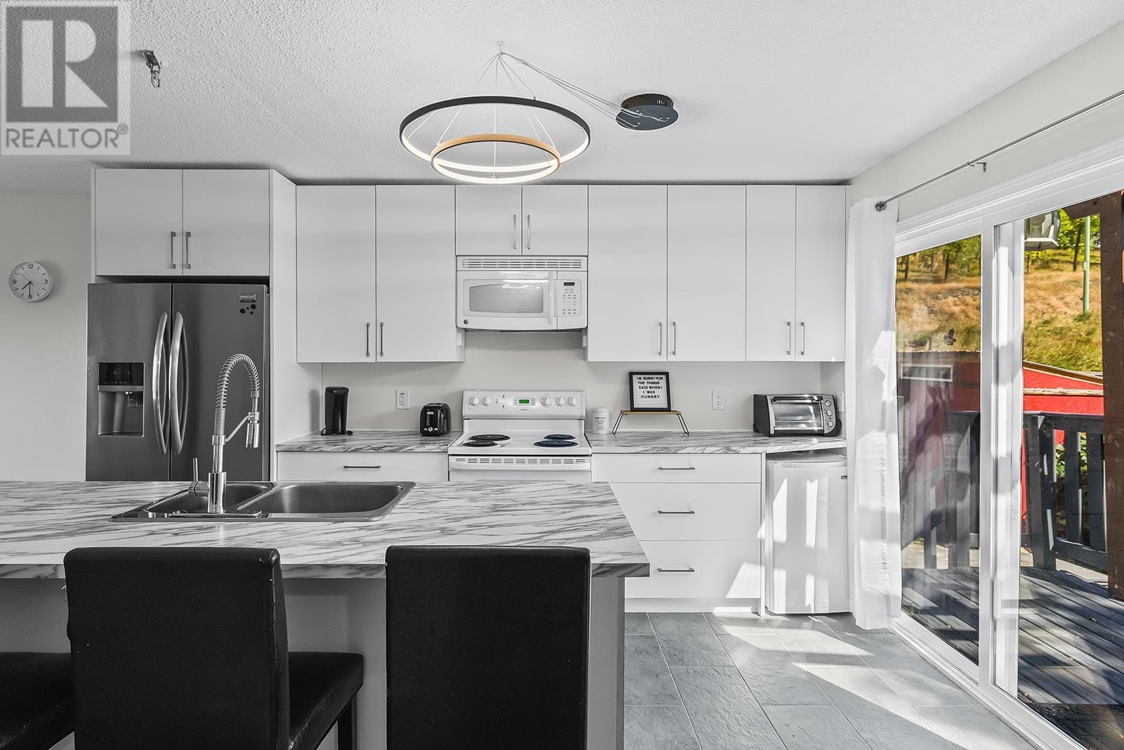 Property at 675 Webster Road image 3