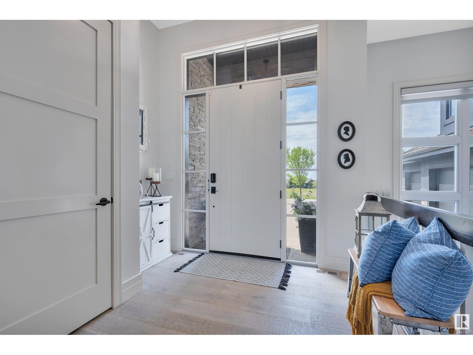 111 Pinnacle Tc, Rural Sturgeon County, Alberta  T8T 0B5 - Photo 3 - E4450381