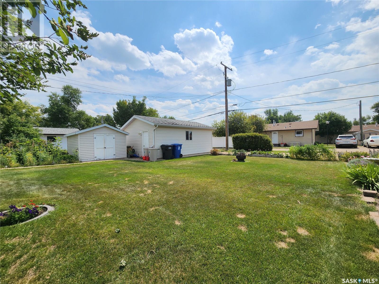 559 6th Avenue W, Melville, Saskatchewan  S0A 2P0 - Photo 13 - SK014161