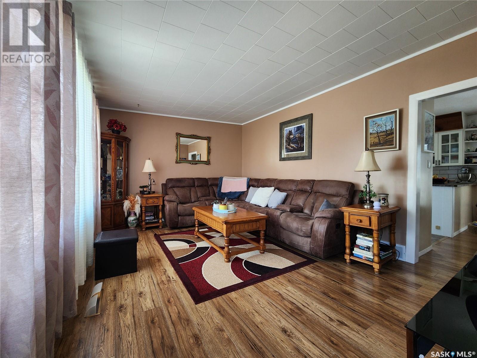 559 6th Avenue W, Melville, Saskatchewan  S0A 2P0 - Photo 24 - SK014161