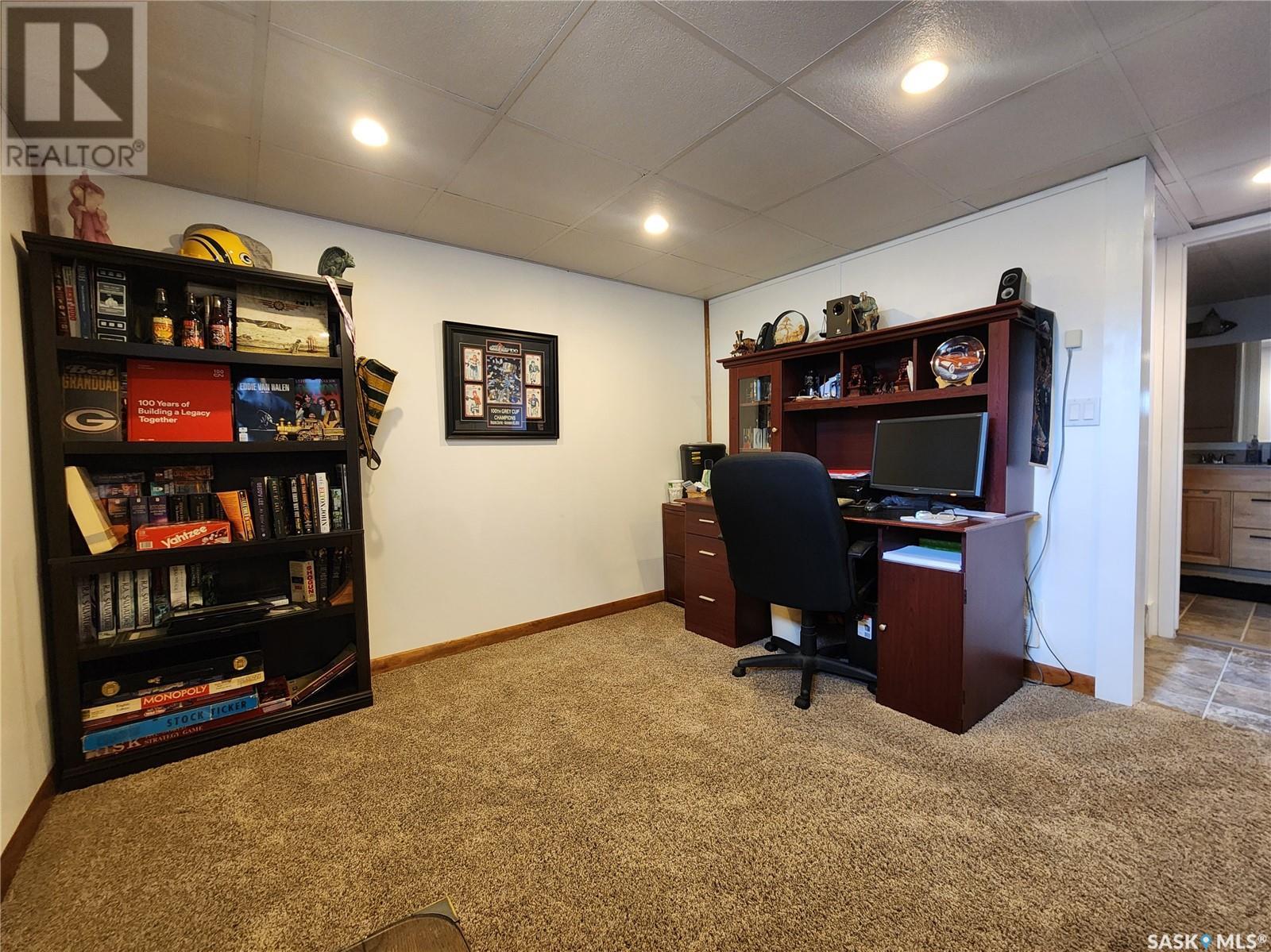 559 6th Avenue W, Melville, Saskatchewan  S0A 2P0 - Photo 41 - SK014161