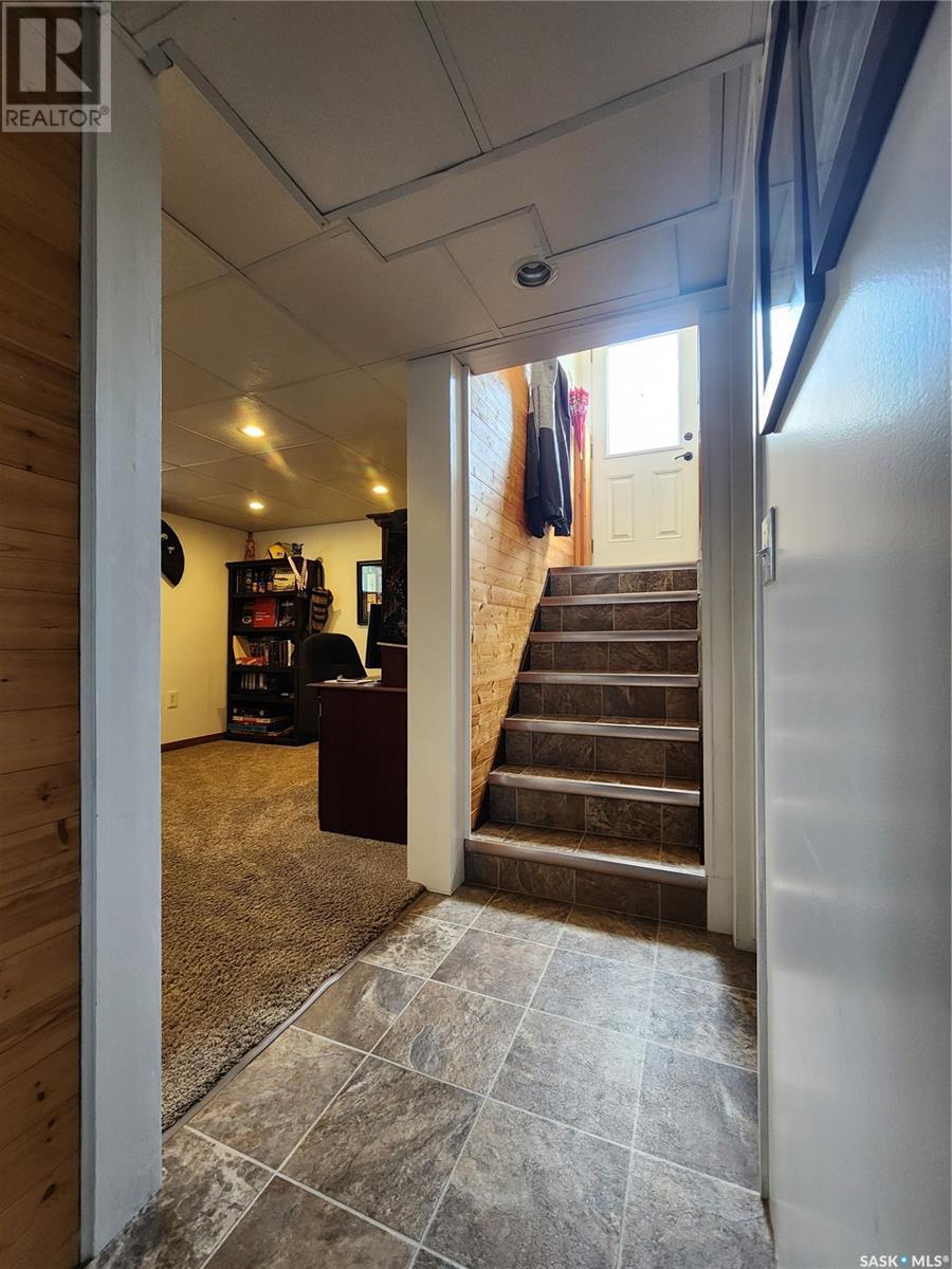 559 6th Avenue W, Melville, Saskatchewan  S0A 2P0 - Photo 44 - SK014161