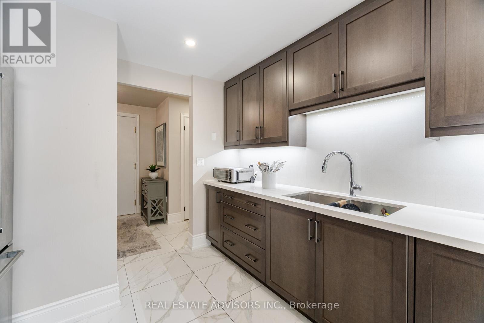 313 - 53 Woodbridge Avenue, Vaughan, Ontario  L4L 9K9 - Photo 21 - N12316130