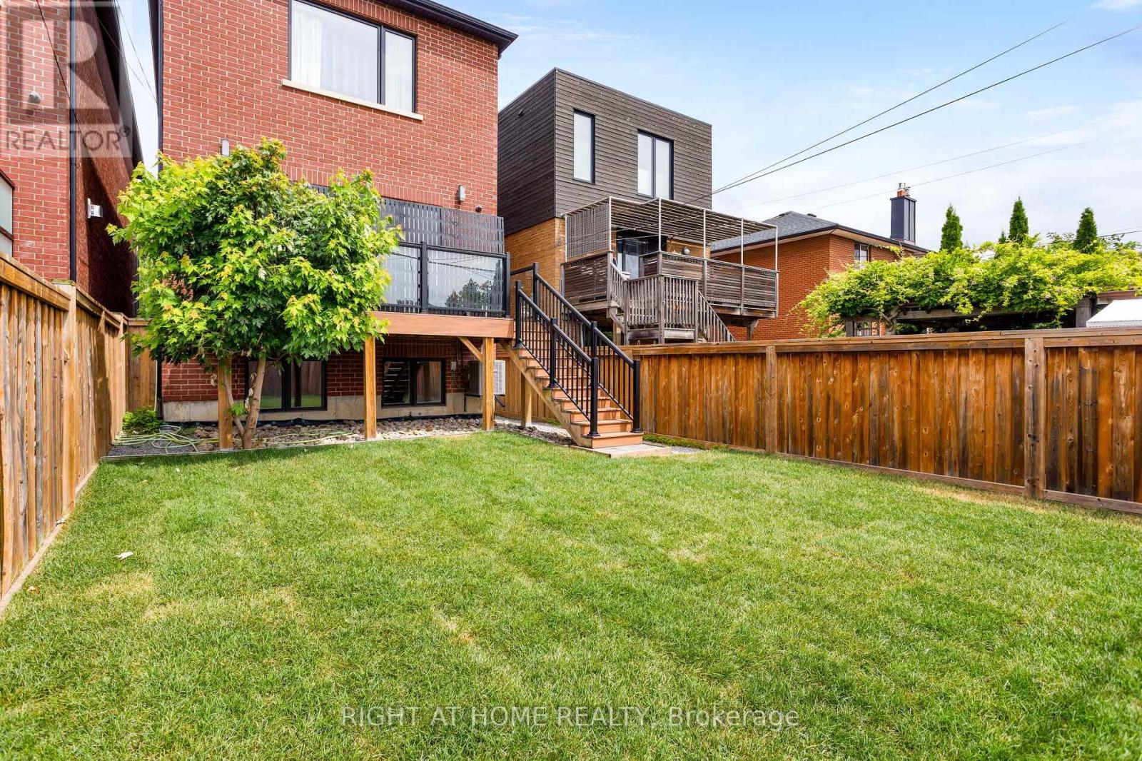 175 Hay Avenue, Toronto, Ontario  M8Z 1G3 - Photo 18 - W12316046