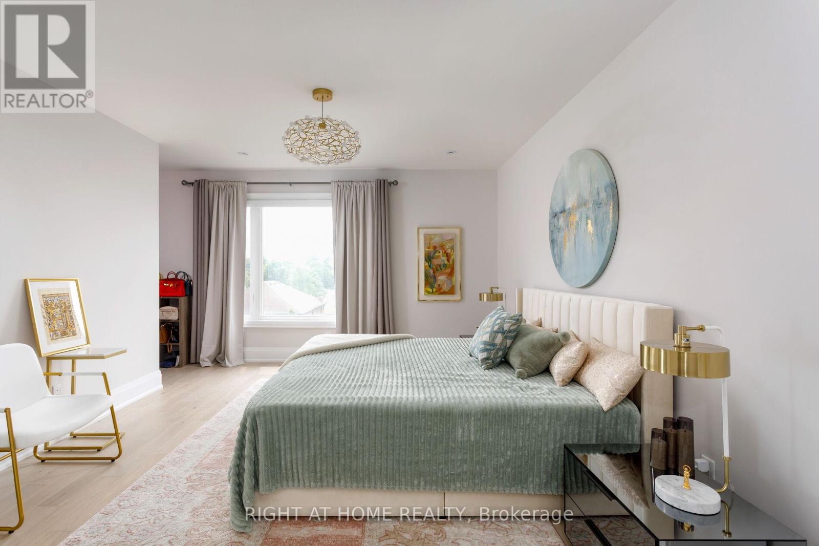 175 Hay Avenue, Toronto, Ontario  M8Z 1G3 - Photo 20 - W12316046
