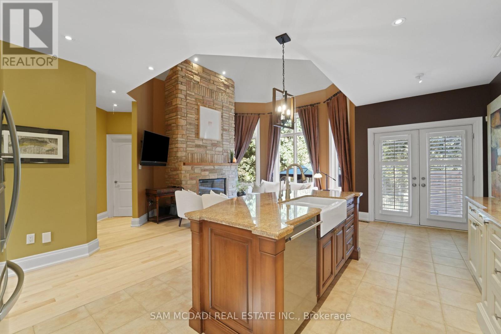 2258 Providence Road, Oakville, Ontario  L6H 6Y9 - Photo 15 - W12316080