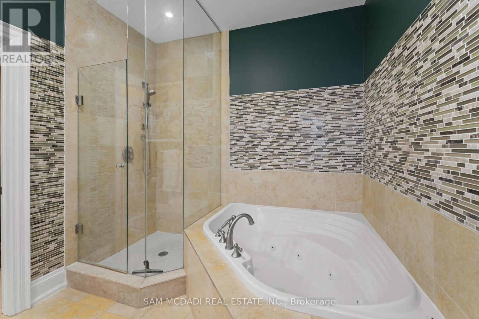 2258 Providence Road, Oakville, Ontario  L6H 6Y9 - Photo 25 - W12316080