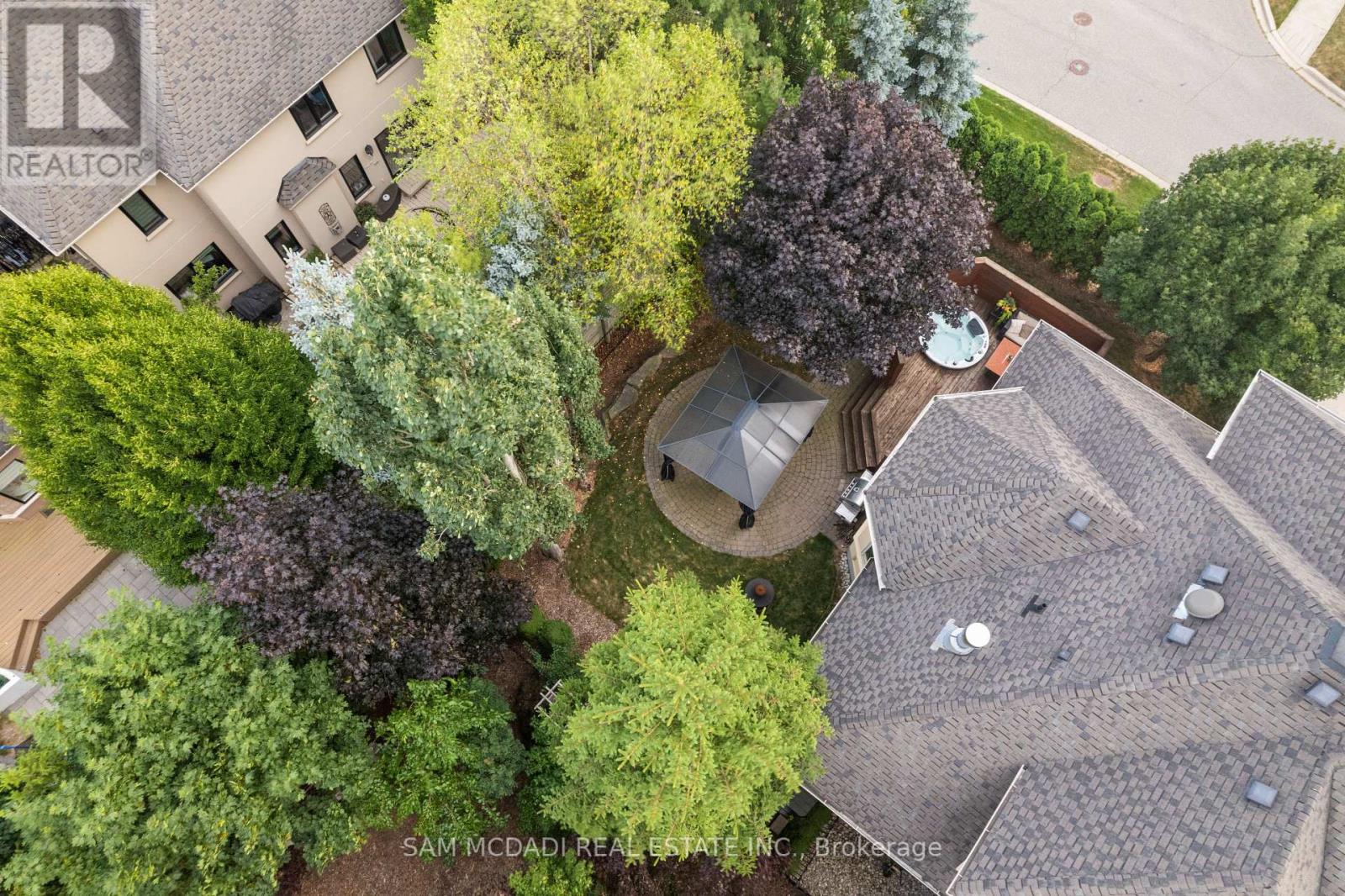 2258 Providence Road, Oakville, Ontario  L6H 6Y9 - Photo 44 - W12316080