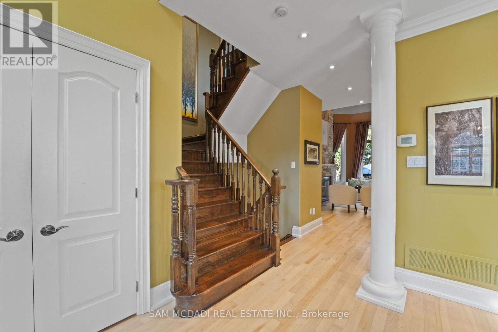 2258 Providence Road, Oakville, Ontario  L6H 6Y9 - Photo 9 - W12316080