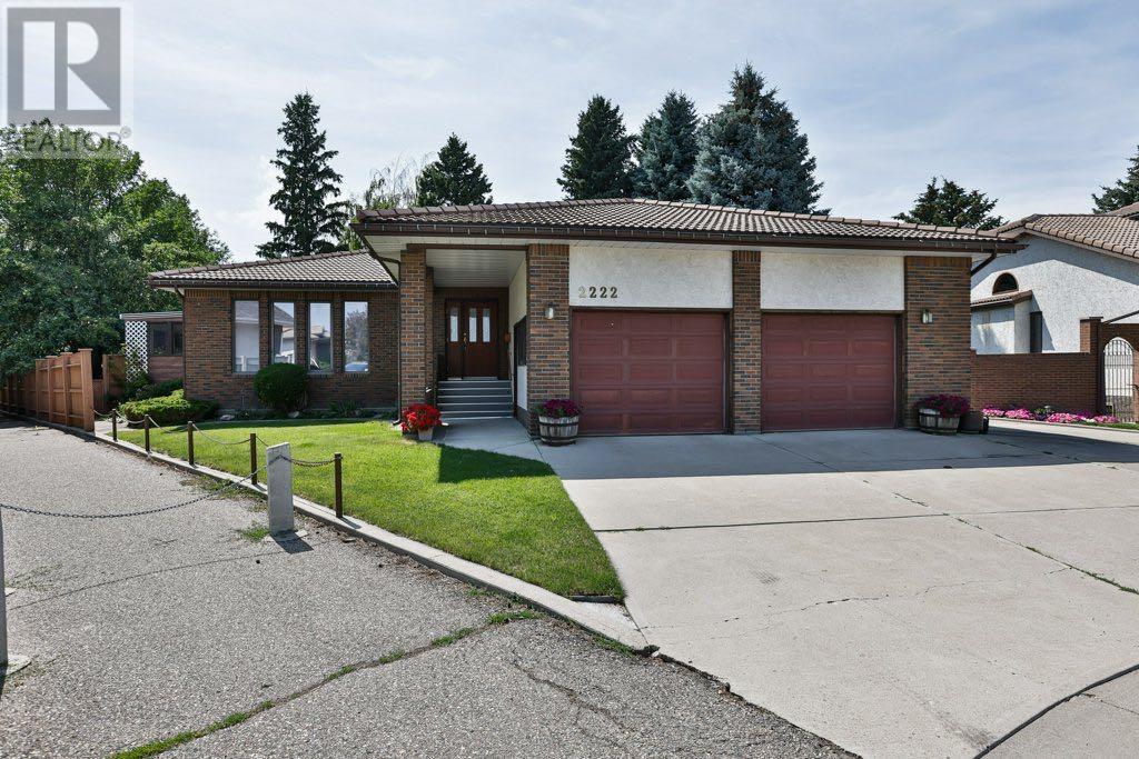 Property at 2222 26 Avenue S image 1