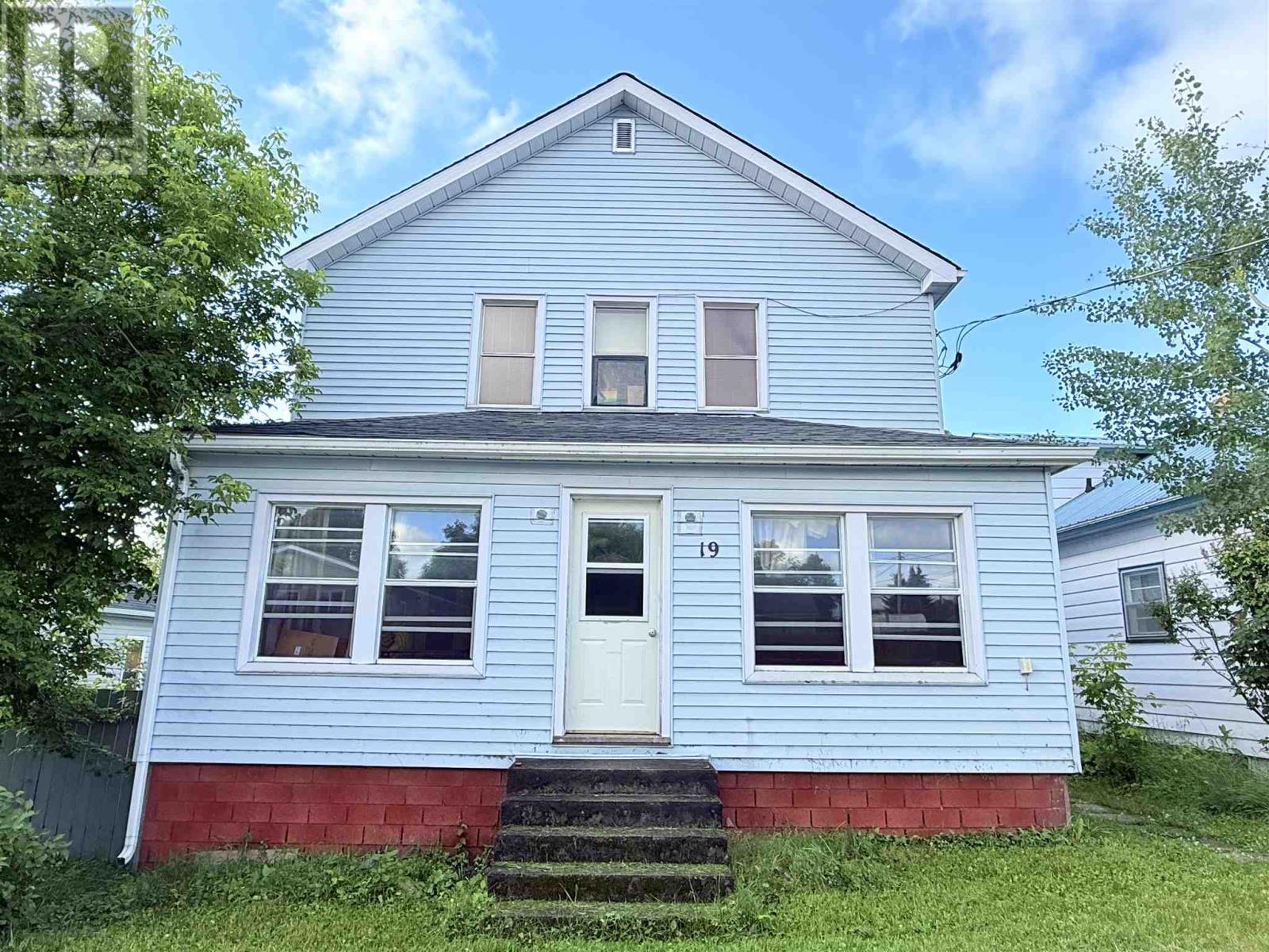 19 King St, Sioux Lookout, Ontario  P8T 1C8 - Photo 1 - TB252069